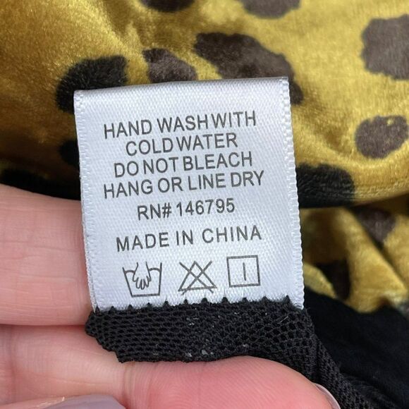 4SI3NNA Gold Leopard Velvet Bodysuit Long Puff Sleeves Front Cutout Women Medium - Picture 10 of 10